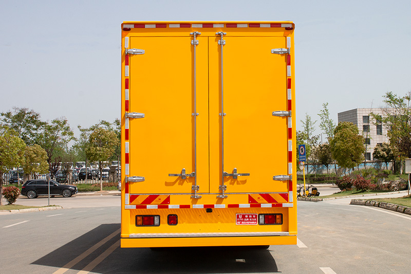 五十铃200kw电源车