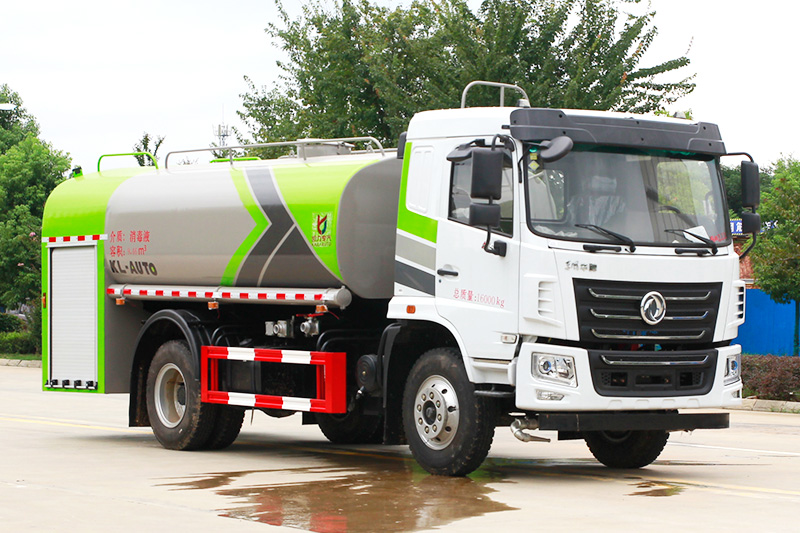 华神消防洒水车