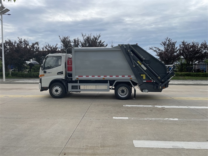 江淮混动9方纯电动压缩垃圾车