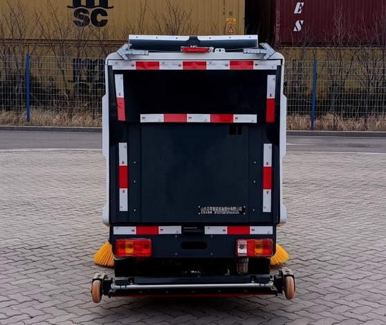 小型纯电动洗扫车