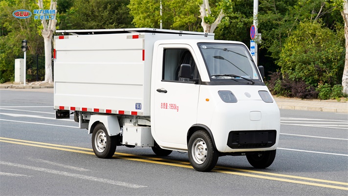 小型纯电动密闭式桶装垃圾车