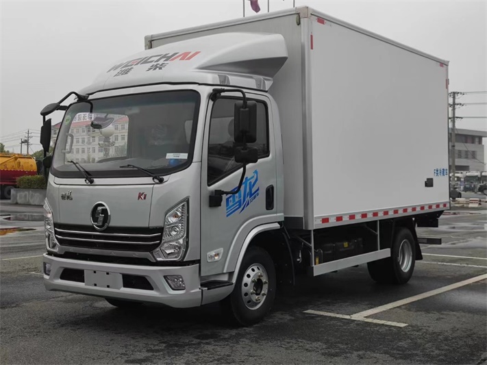 陕汽徳龙雪龙K1冷藏车潍柴160马力
