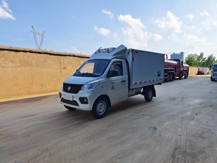 福田祥菱V1地库冷藏车