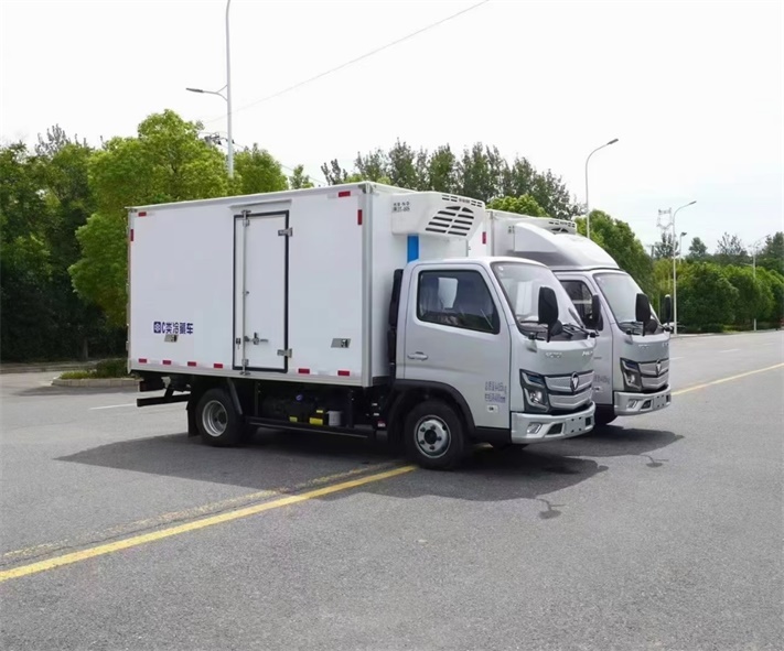 欧马可X卡4米冷藏车