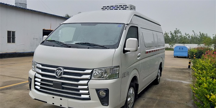 福田G9面包冷藏车