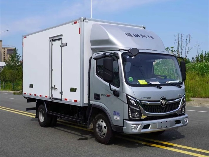 福田奥铃CTV宽体4米2冷藏车