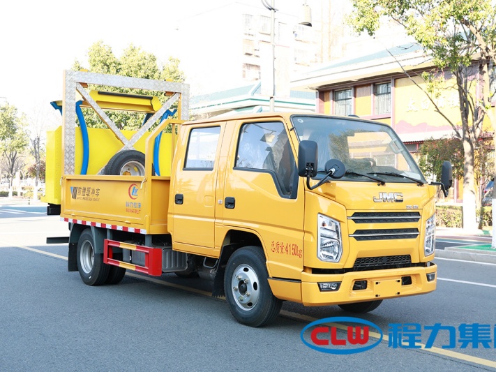 程力威牌江铃防撞缓冲车