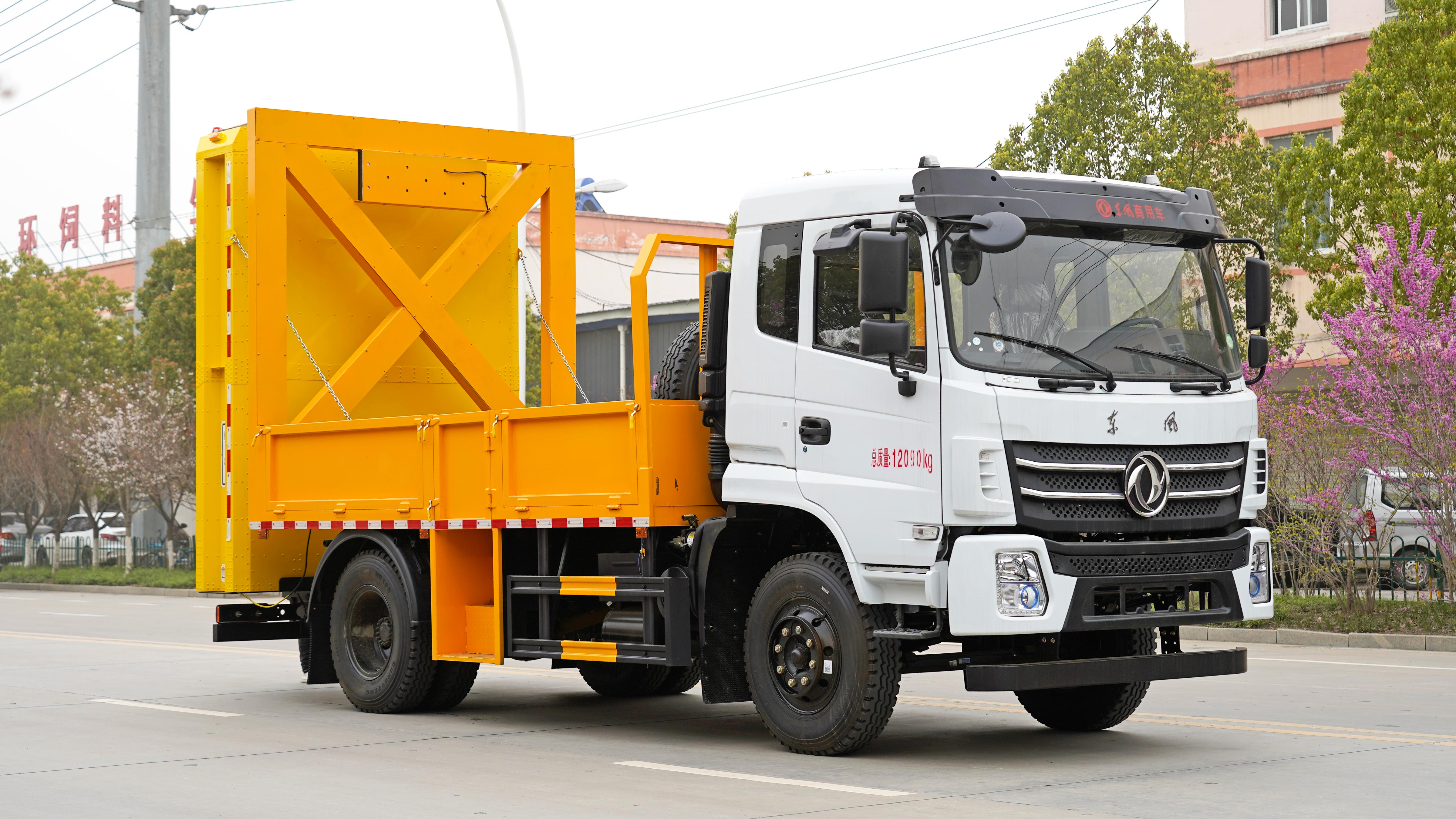 东风K6防撞缓冲车