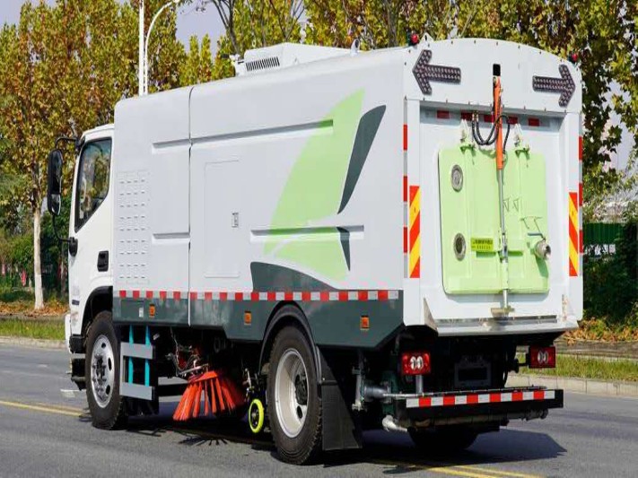 程力威牌福田12吨新能源洗扫车